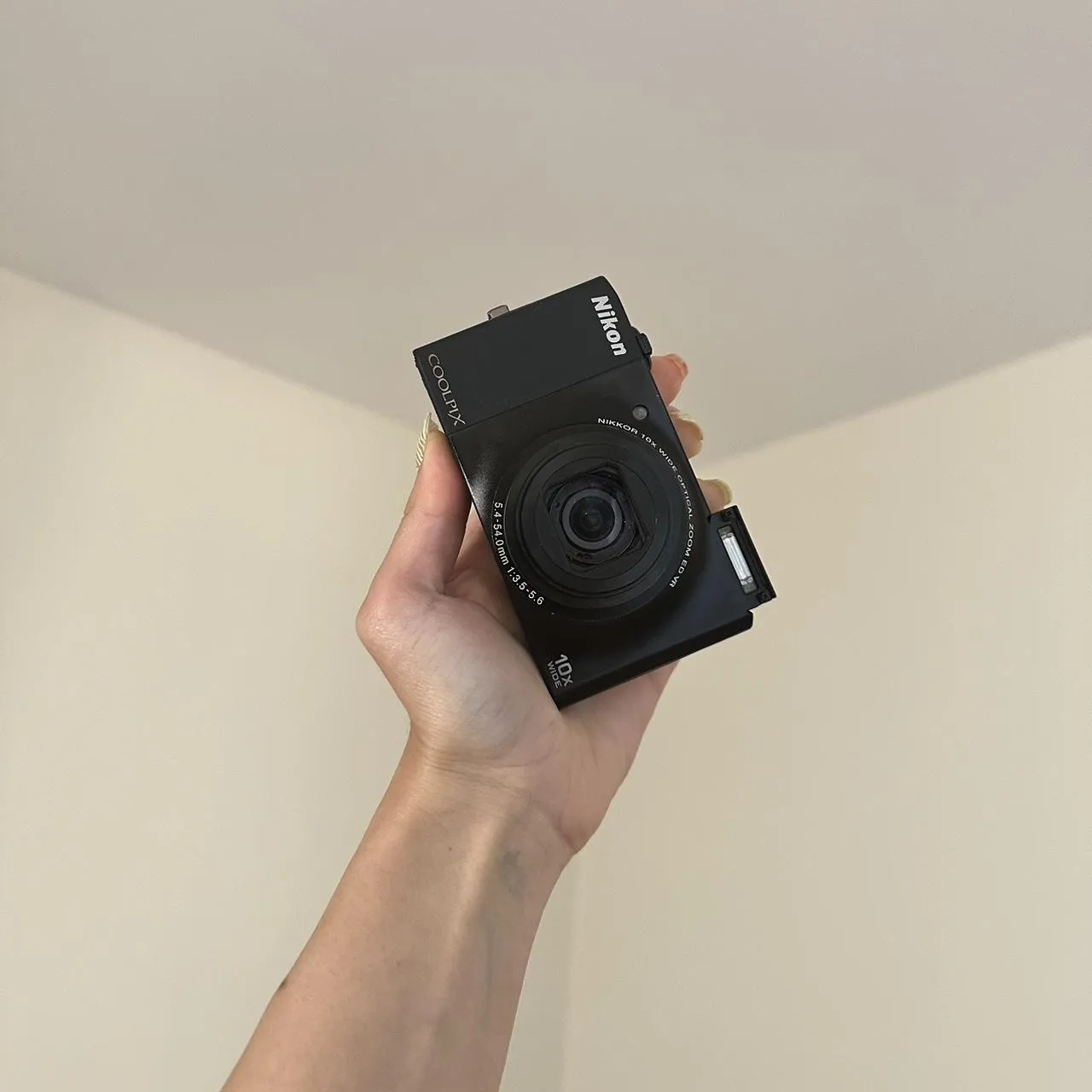 ❤️ Nikon Coolpix S8000 in Matte Black Camera 💖📸