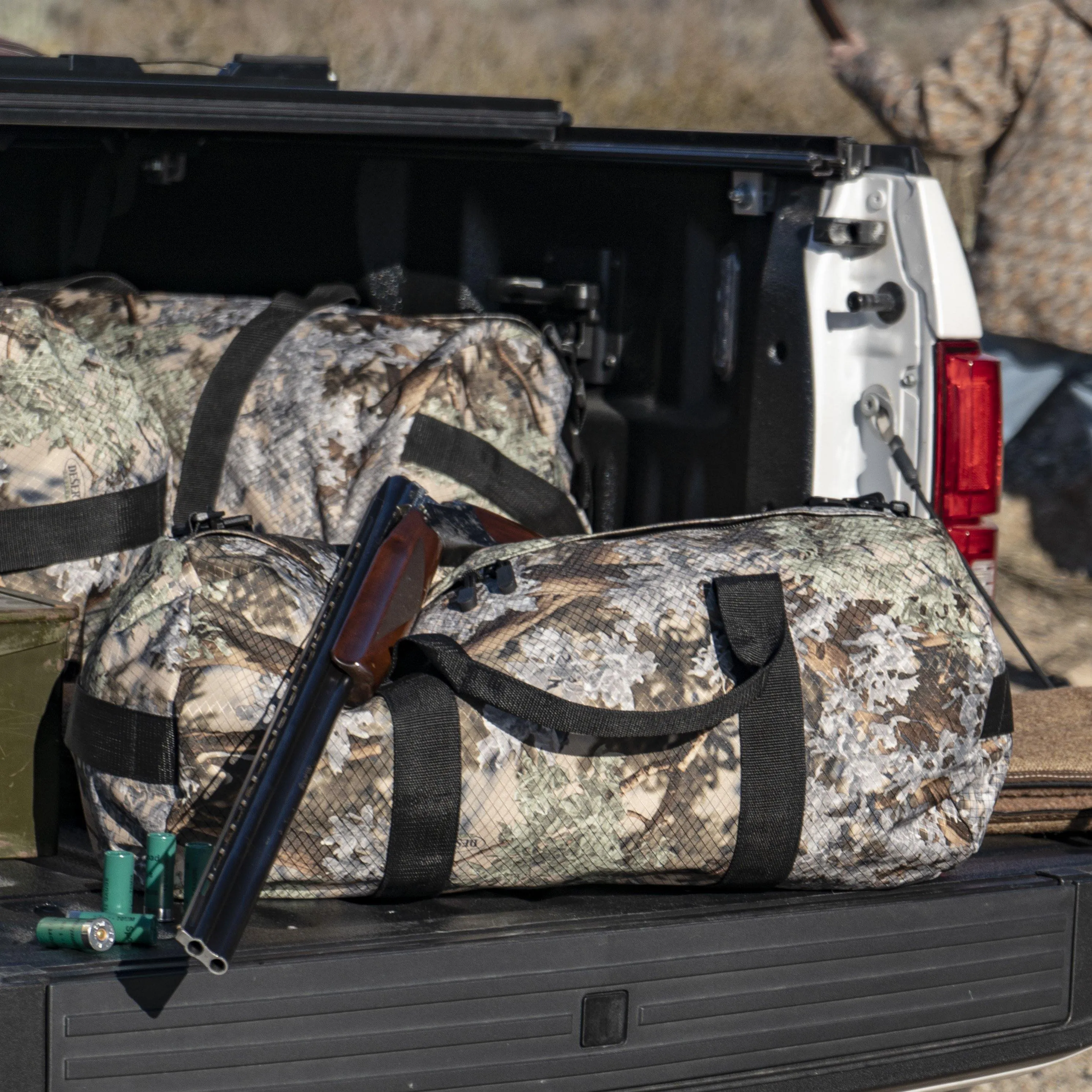 12" X 24" KING'S CAMO TOUGH GEAR BAG (44L)