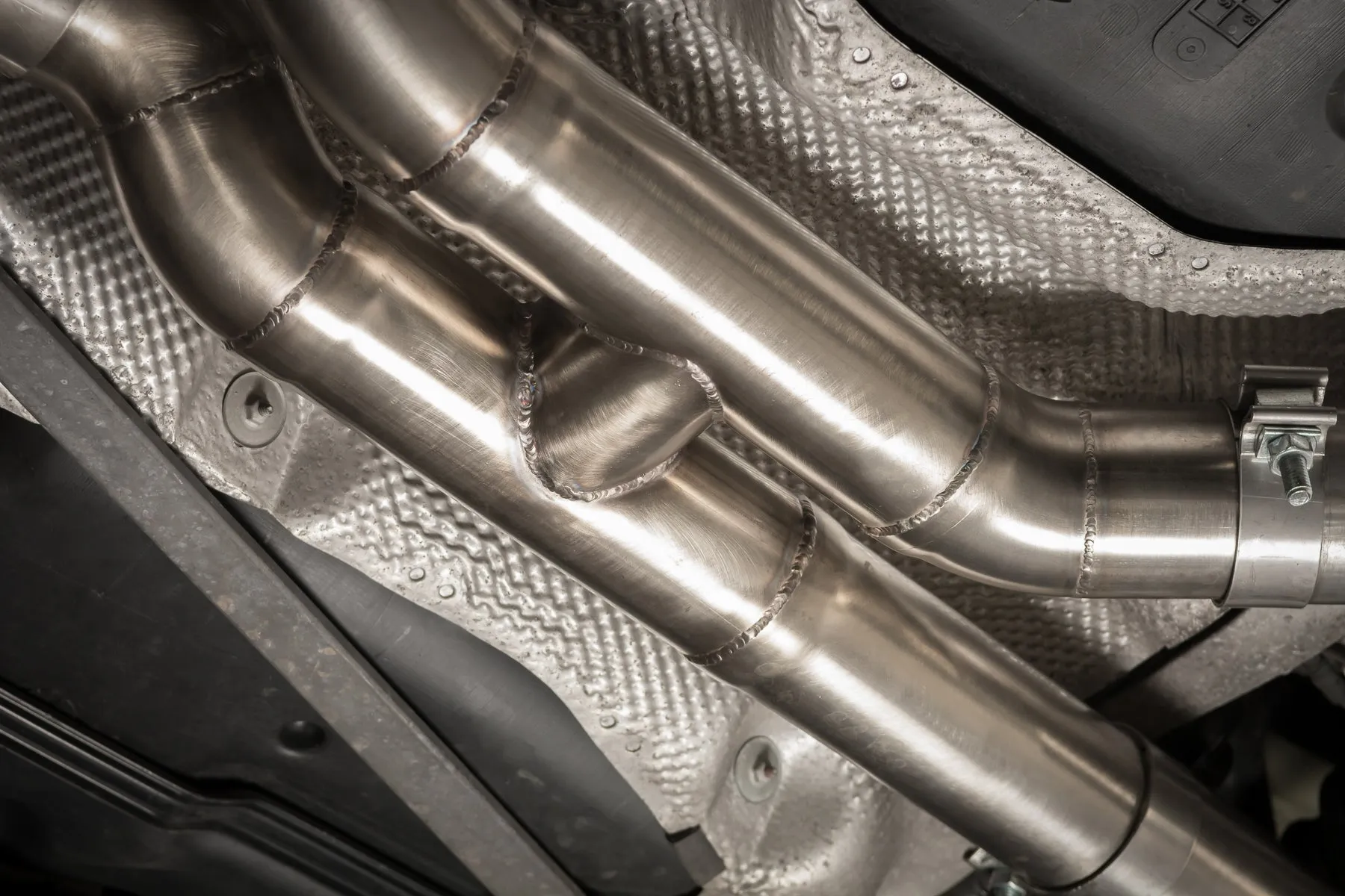 Cobra Exhausts - BMW M3 (F80) 3" Valved Primary Cat Back Performance Exhaust