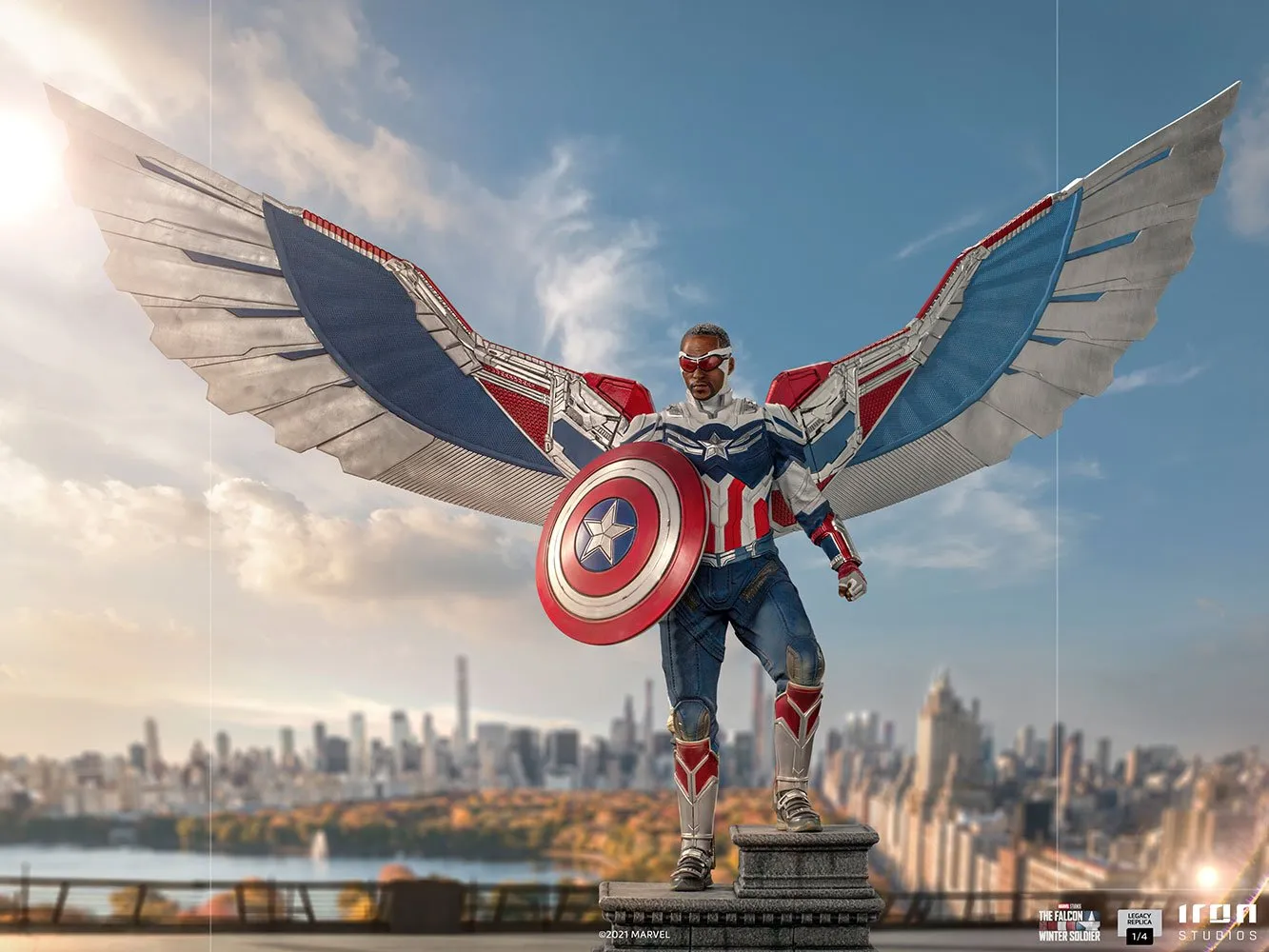 Iron Studios Falcon and the Winter Soldier Captain America Sam Wilson (Complete Version) Legacy Replica 1:4 Statue