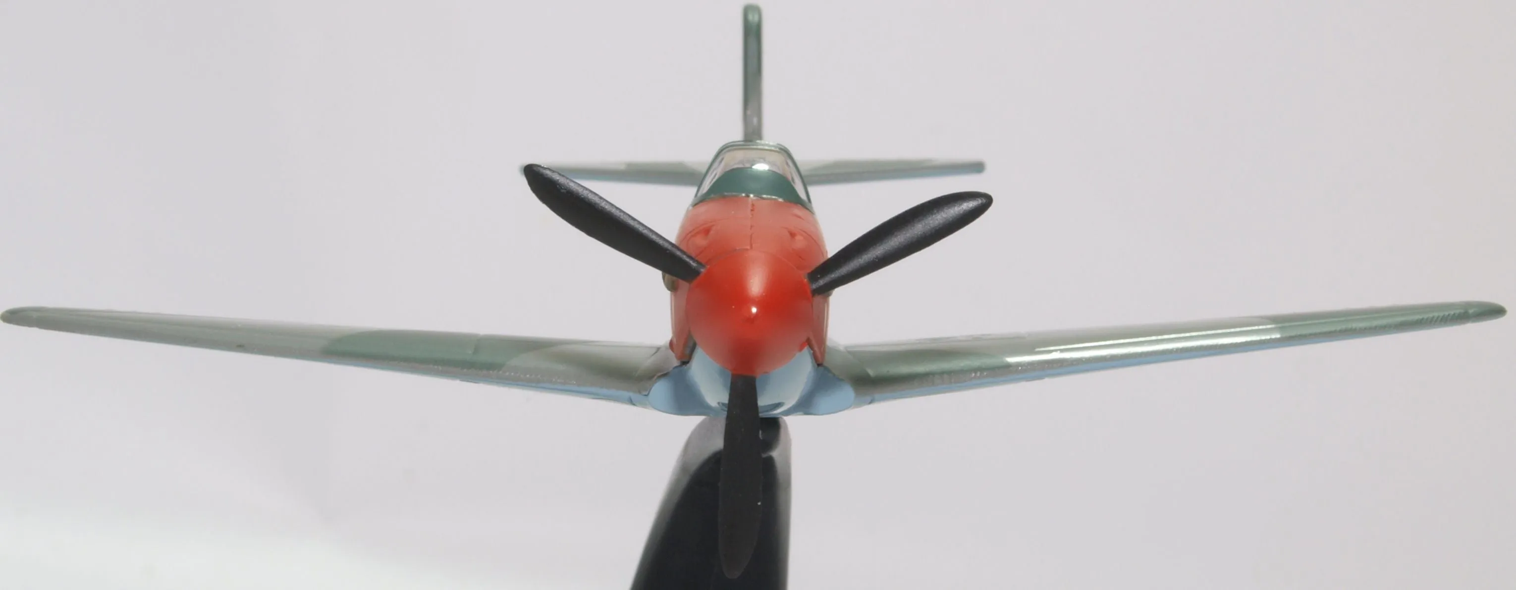Oxford Diecast Yak 3 Anton Dmitrievich Yakimenko 150th Guards Reg 1945