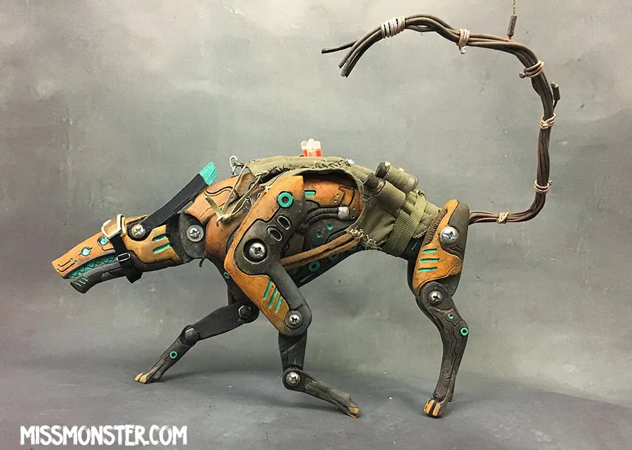 "SP-0-T" H.U.N.D UNIT -ARTICULATED TOY