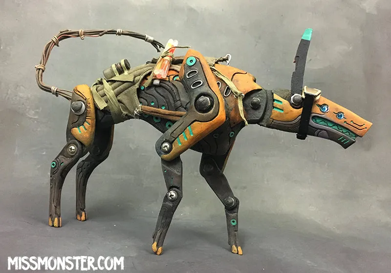 "SP-0-T" H.U.N.D UNIT -ARTICULATED TOY