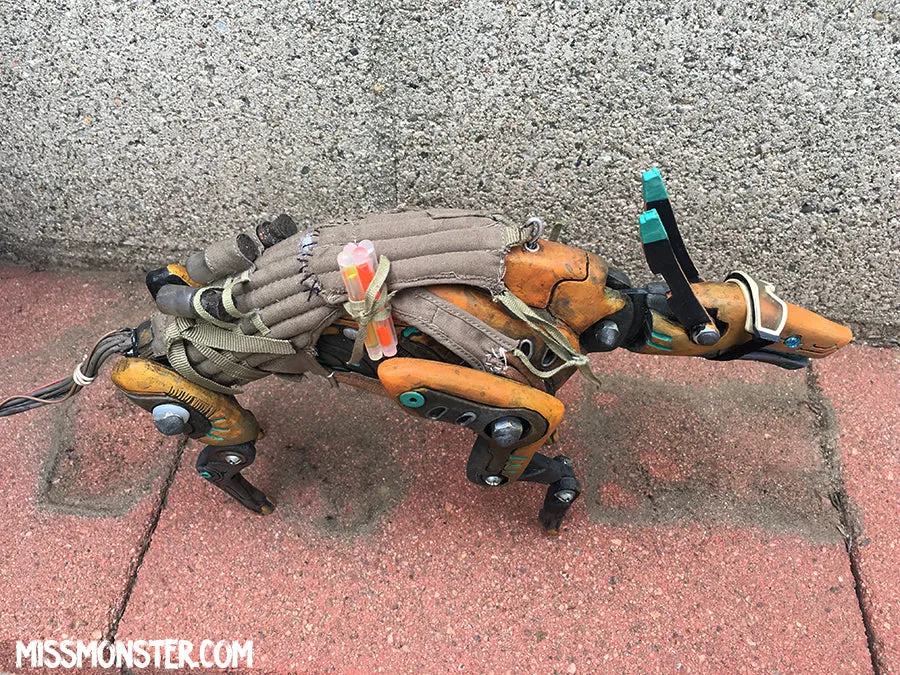 "SP-0-T" H.U.N.D UNIT -ARTICULATED TOY